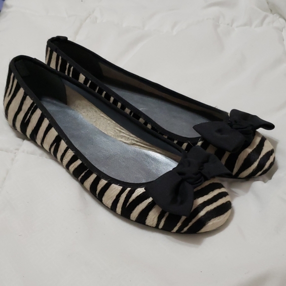 NWOT Gap Zebra Print Calf Hair Flats - Picture 1 of 3